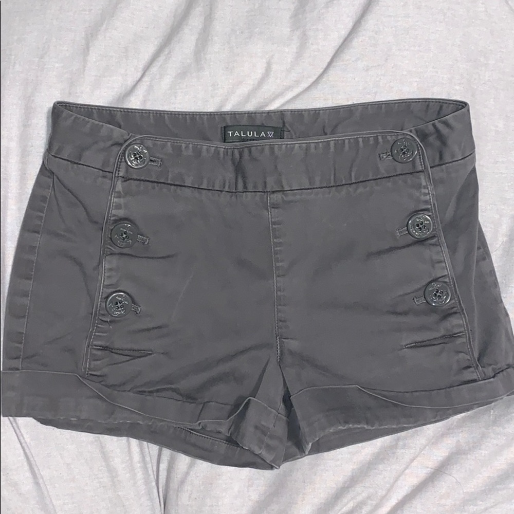 Aritzia shorts